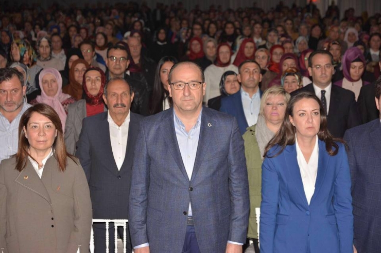 Ak Parti Odunpazarı Kadın Kolları 4’üncü Olağan Kongresi Yapıldı