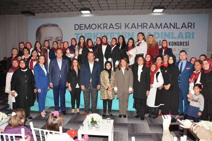 Ak Parti Odunpazarı Kadın Kolları 4’üncü Olağan Kongresi Yapıldı