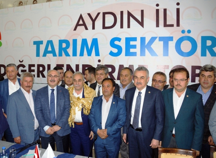 Bakan Fakıbaba: “Kırmızı Et İthalatına Ben De Karşıyım”