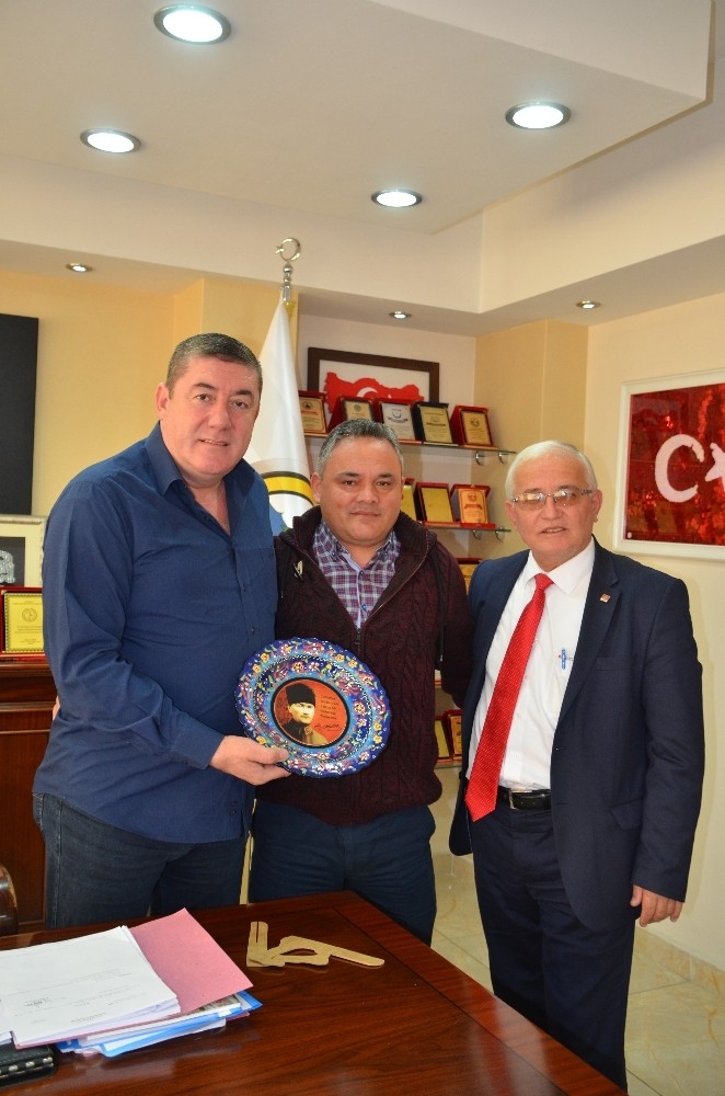 Gümeli Derneği’nden Başkan Tekin’e Teşekkür Ziyareti