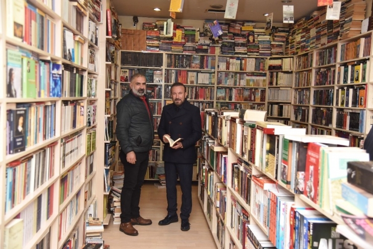 Başkan Doğan’dan Kitap Okuyun Çağrısı