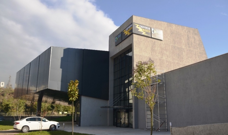 Başkan Doğan’dan Deprem Müzesi’nde İnceleme