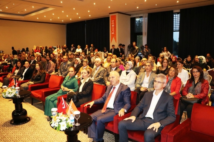 Kadem ’Yaşamın İçinde Kadın ’17 Fotoğraf Yarışması’ Ödül Töreni