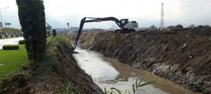 Kuşlubahçe Dere Temizlikleriyle Nefes Aldı