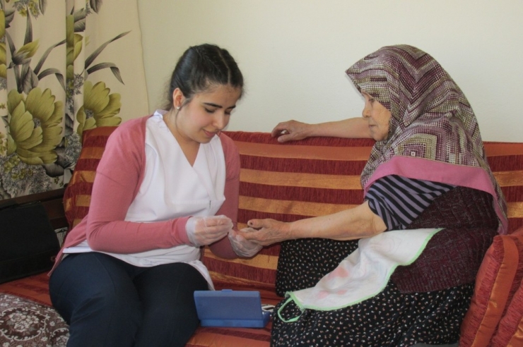 Sobe İhtiyaç Sahibi Vatandaşların Yanında