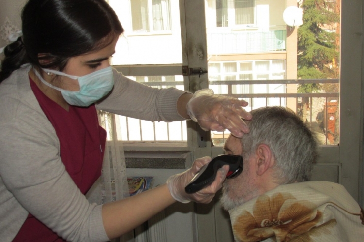 Sobe İhtiyaç Sahibi Vatandaşların Yanında