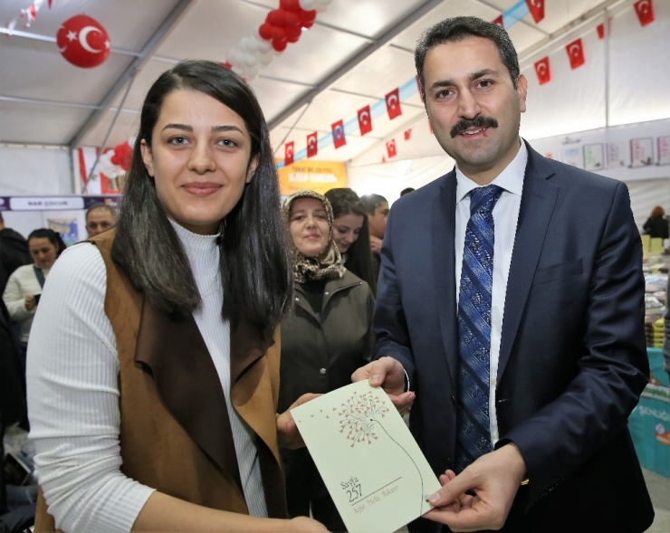 Tokat Kitap Fuarı Okurlarla Yazarları Buluşturuyor