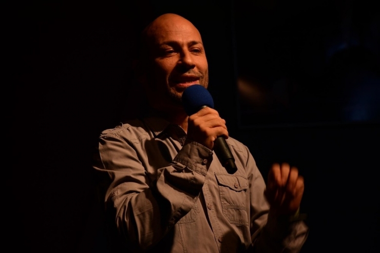 Kahraman Tazeoğlu Manisalılarla Buluştu