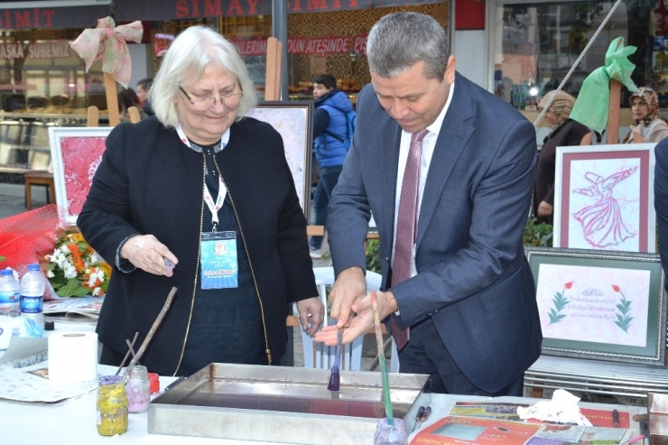 Eserlerini Yaptıkları Sanatçıları Bire Bir Taklit Ettiler