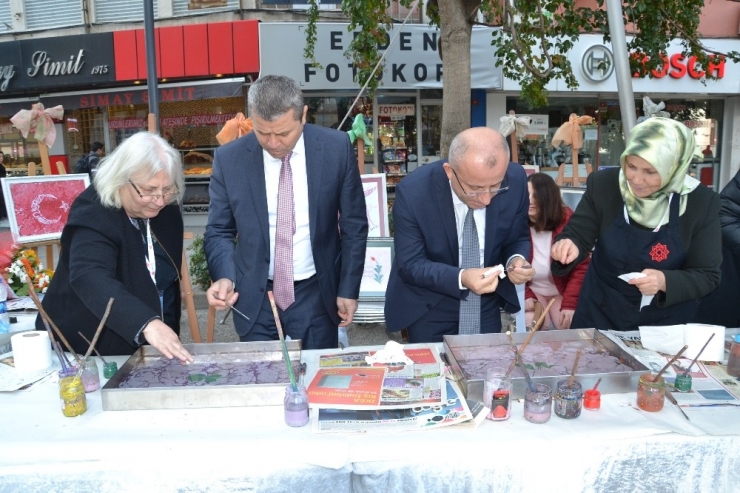 Eserlerini Yaptıkları Sanatçıları Bire Bir Taklit Ettiler