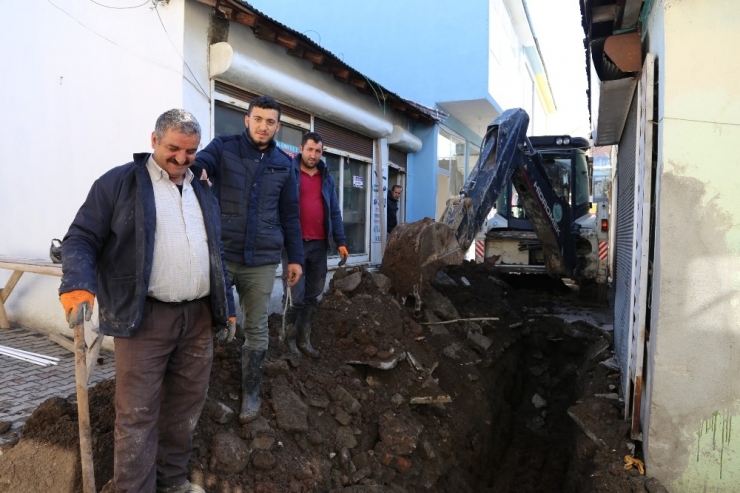 Varto Belediyesi Kanalizasyon Çalışmalarına Hız Verdi