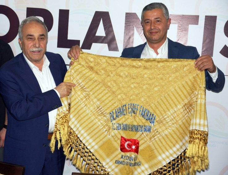 Bakan Fakıbaba: “Kırmızı Et İthalatına Ben De Karşıyım”