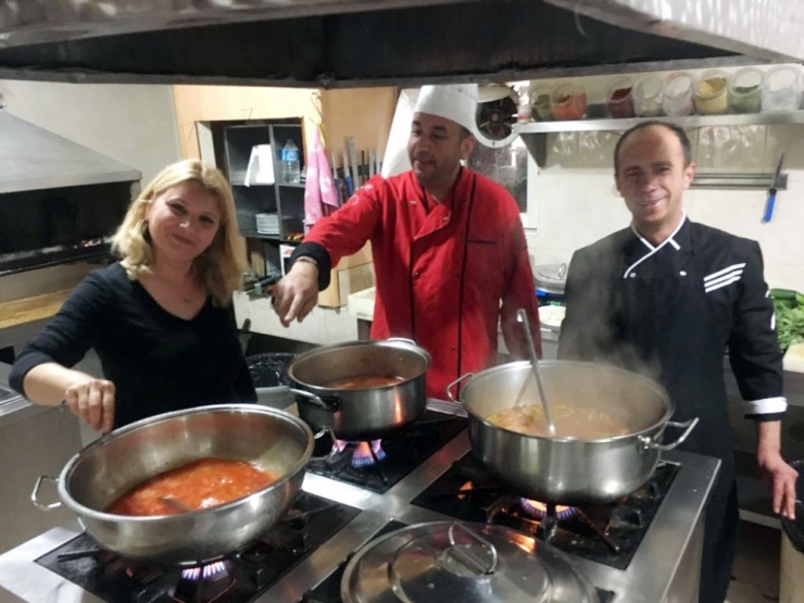 Ucuz Ete Devletten Önce Esnaf Desteği!