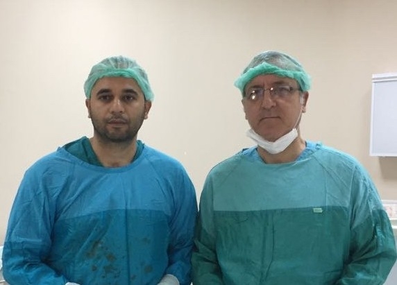 Ameliyatla 200 Gramlık Prostatı Aldılar