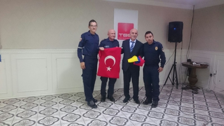 Kolombiyalı İtfaiyeciler Kocaeli’ye Eğitim İçin Geldiler