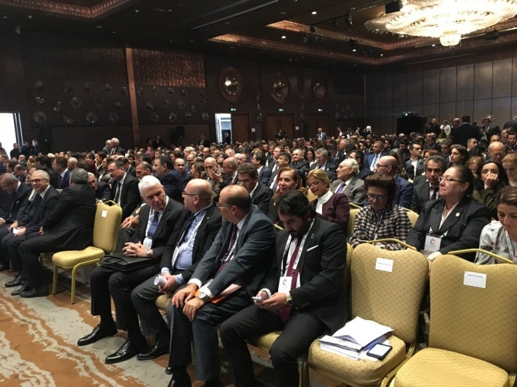 Kuşadası Ticaret Odası 3. Turizm Şurası’nda Temsil Edildi