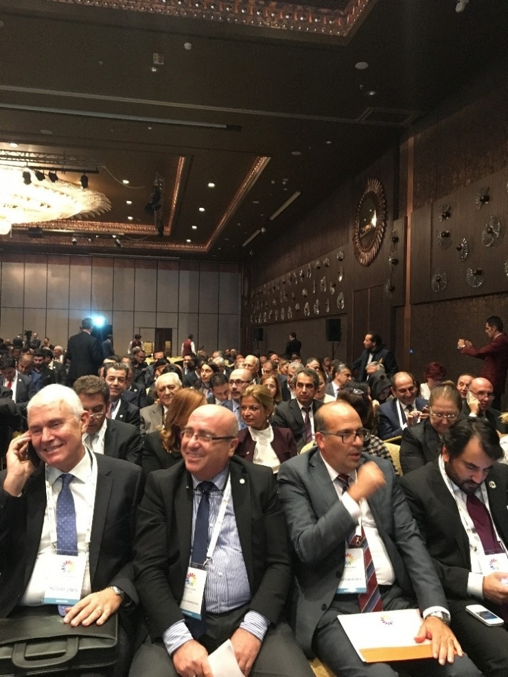 Kuşadası Ticaret Odası 3. Turizm Şurası’nda Temsil Edildi