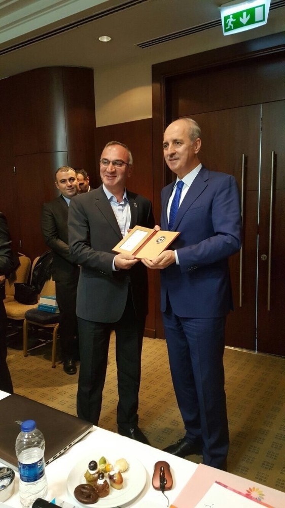 Bakan Kurtulmuş’tan Başkan Yılmazer’e Teşekkür Beratı