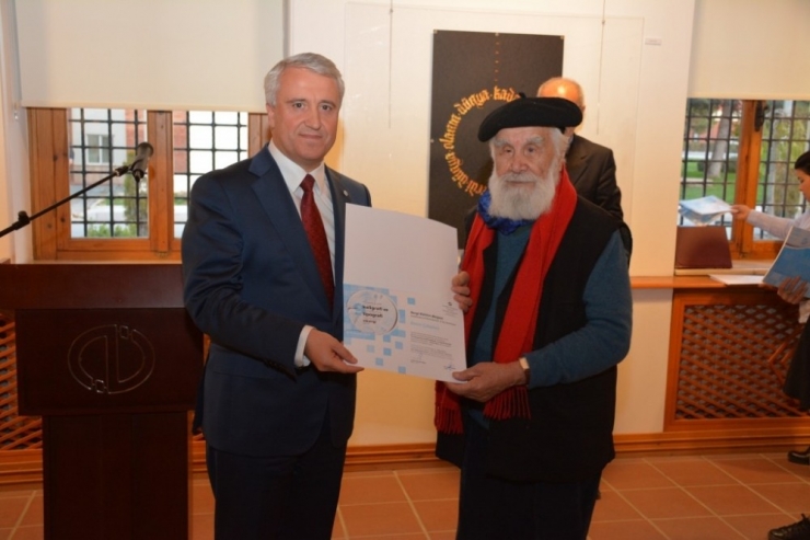 "Kaligrafi Ve Tipografi Yunus Emre Sergisi" Açıldı