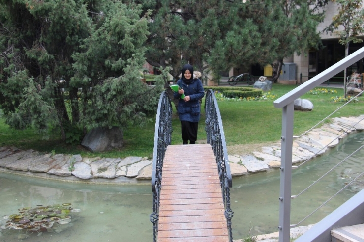 Eğitim İçin Fransa’yı Değil Türkiye’yi Seçti