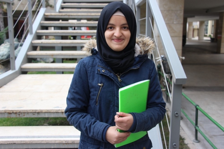 Eğitim İçin Fransa’yı Değil Türkiye’yi Seçti