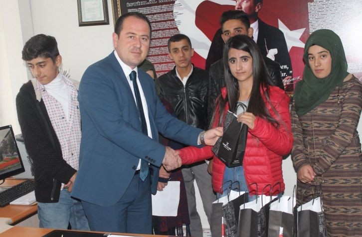 Hakkari’de Kitap Okuma Yarışması