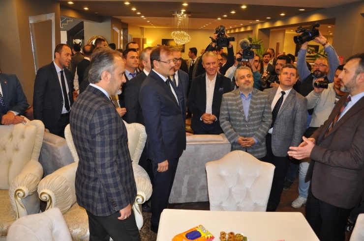 Mobilya Festivali Esnafın Yüzünü Güldürdü