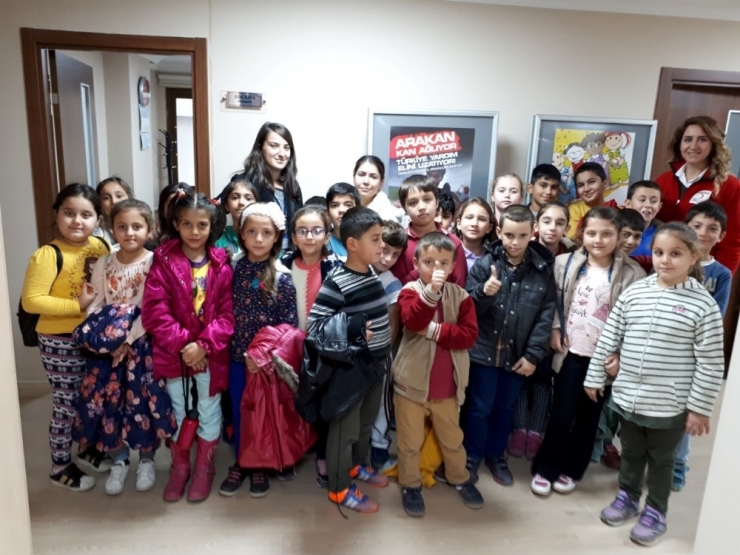 Kartepe’li Çocuklara Kızılay’ın Önemi Anlatıldı