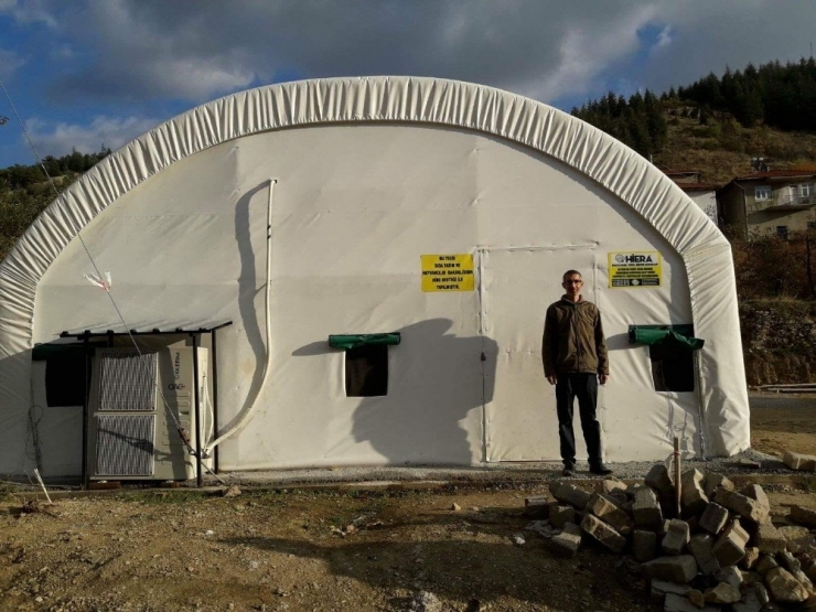 Hibe Desteğiyle Sera Kurdu, İstiridye Mantarı Yetiştiriyor