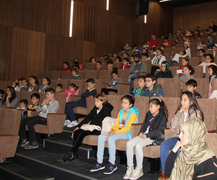 Sapanca Sgm İlk Söyleşiye Ev Sahipliği Yaptı