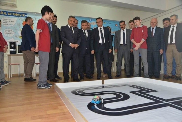 Vali Şahin: “2019 Yılında Tekli Eğitime Geçeceğiz”