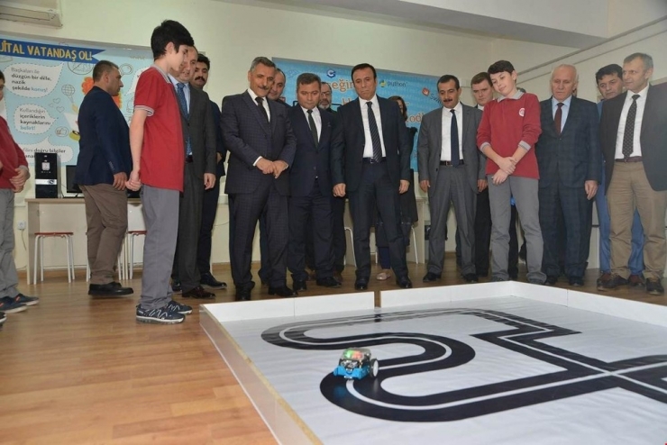 Vali Kaymak: “2019 Yılında Tekli Eğitime Geçeceğiz”