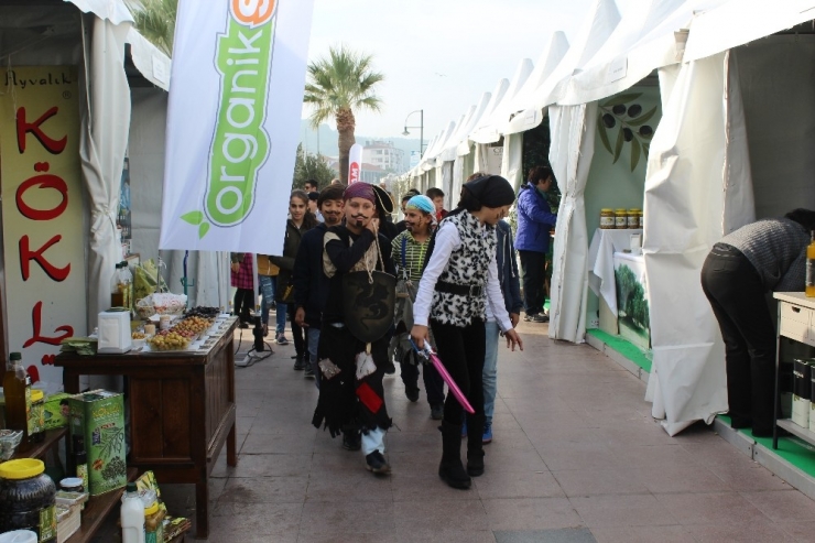 Asted’ten Ayvalık Sokaklarında Keyifli Eğitim