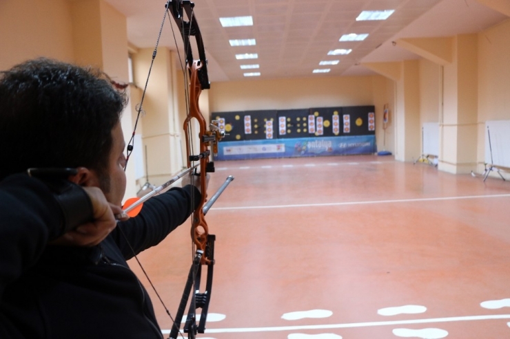 Engelini Unuttu, Okçulukla Hayatına Renk Kattı