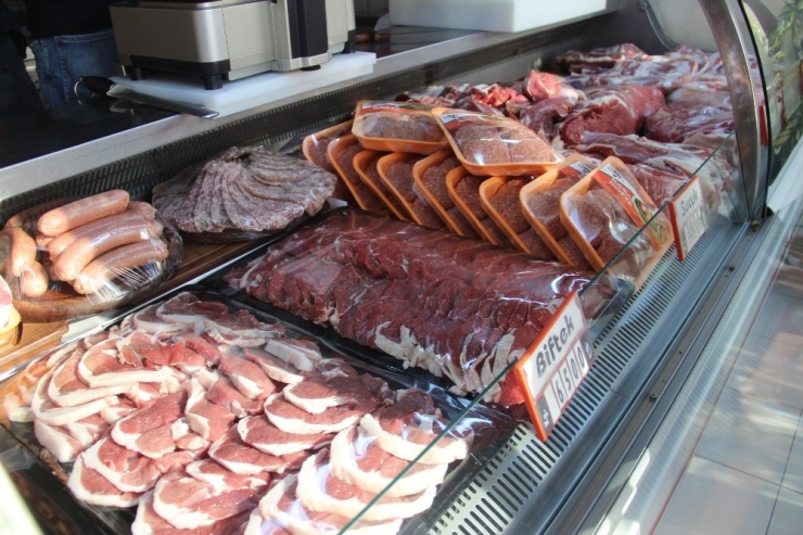 Bakanlık Müdahil Oldu, Çanakkale’deki Kasaplarda Kuzu Eti Fiyatları Düştü