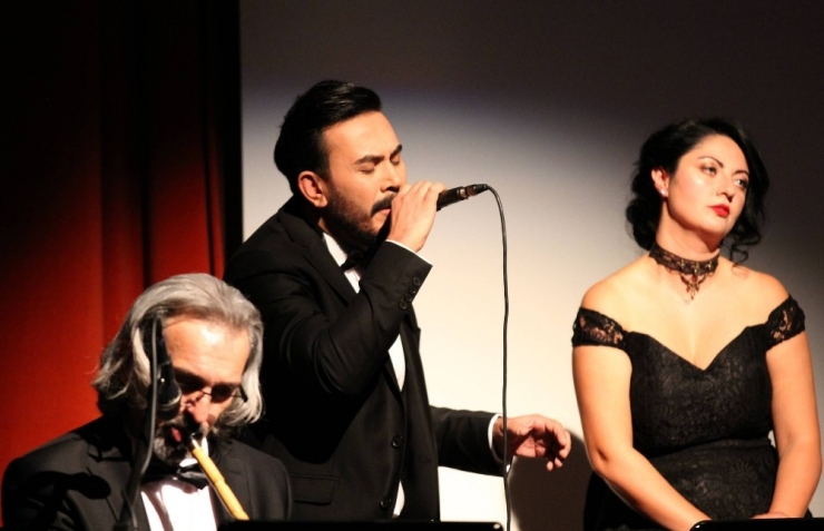 "Mısralarda Es" Konserine Yoğun İlgi