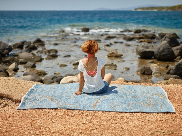 Kadın Girişimci, Vize Sorunu Yaşanan Abd’ye Halılarıyla Girdi