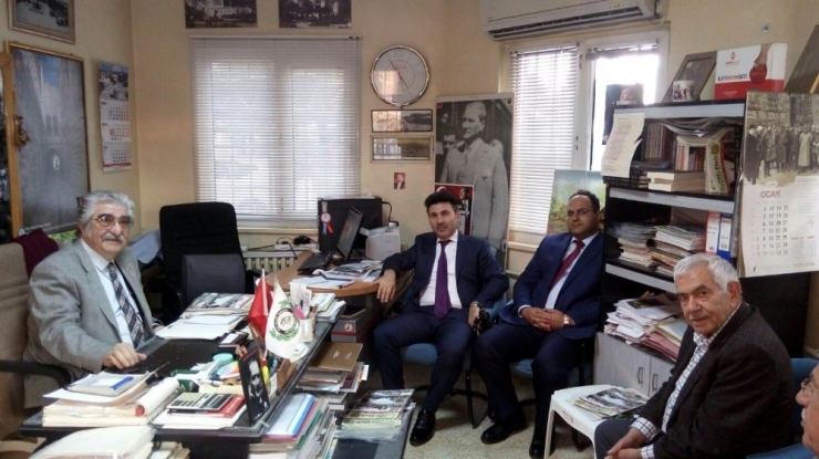 Rektör Karacoşkun Zeytin Dalı Dergisi Genel Yayın Yönetmeni Salihoğlu İle Bir Araya Geldi