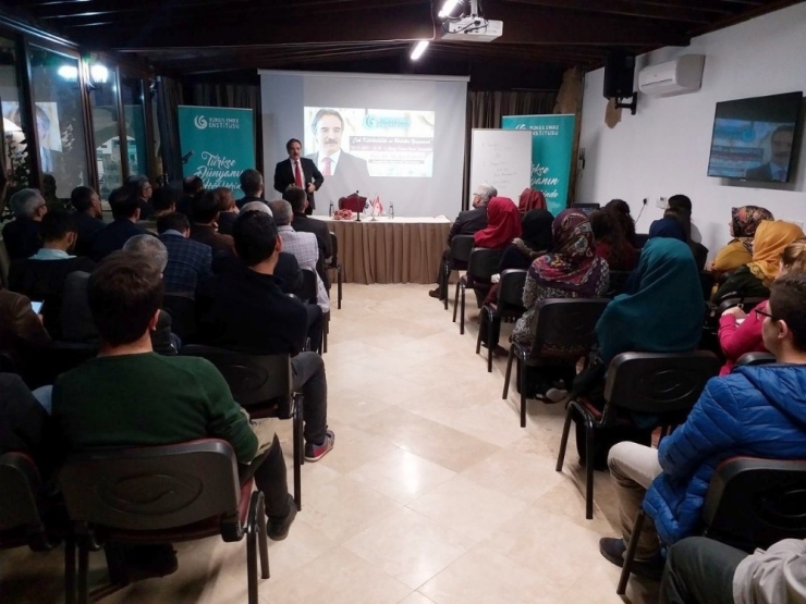 Rektör Bağlı, Lefkoşa’da Konferans Verdi