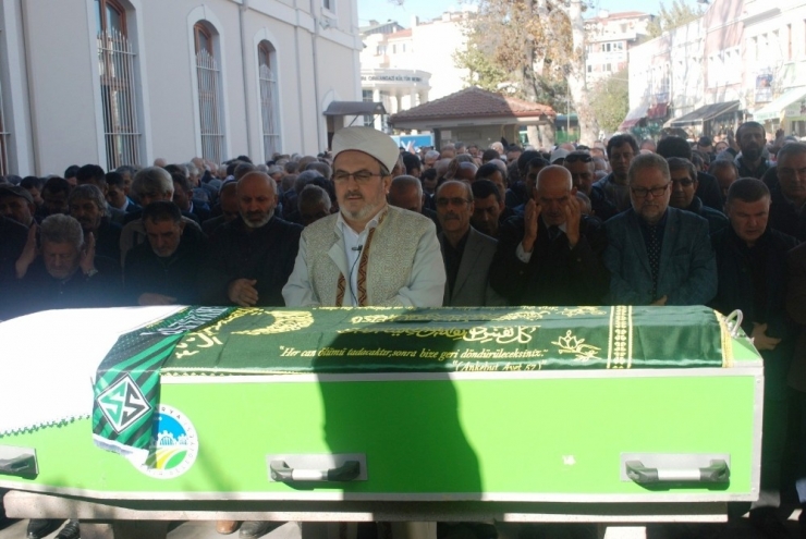 Gazeteci Şanlı, Son Yolculuğuna Uğurlandı