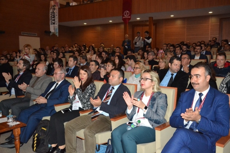 Aöf’de Dereceye Giren Öğrencilere Takdir Belgesi