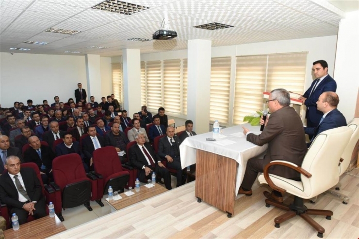 Vali Deniz, Beşiri’de Okulları İnceledi