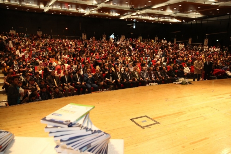 Büyükşehir, İnsana Yatırımda Da Örnek