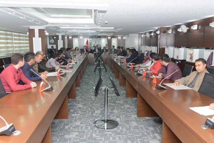 Dto 38 Kursiyerin Mesleki Yeterlilik Belgesini Verdi