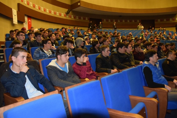 Düzce Üniversitesi’nden Girişimcilik Ve Teknoloji Şöleni