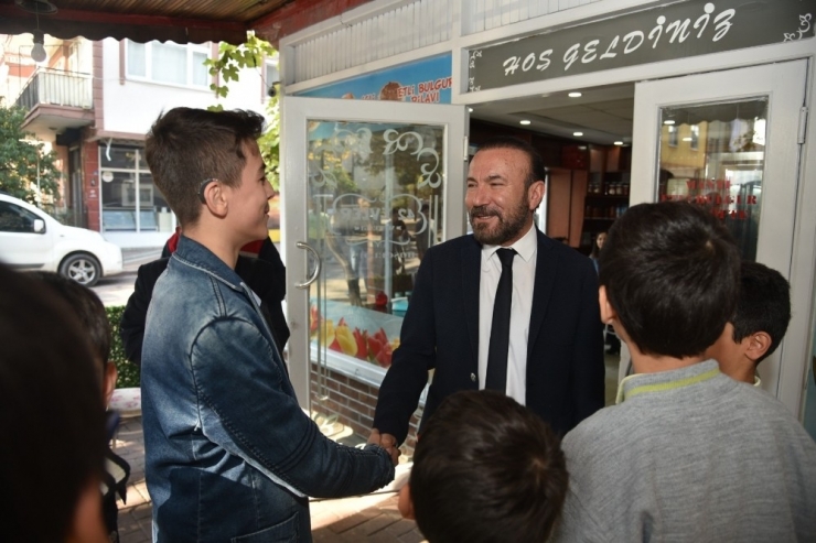 Başkan Doğan, Çocukluğunun Geçtiği Mahalleyi Gezdi