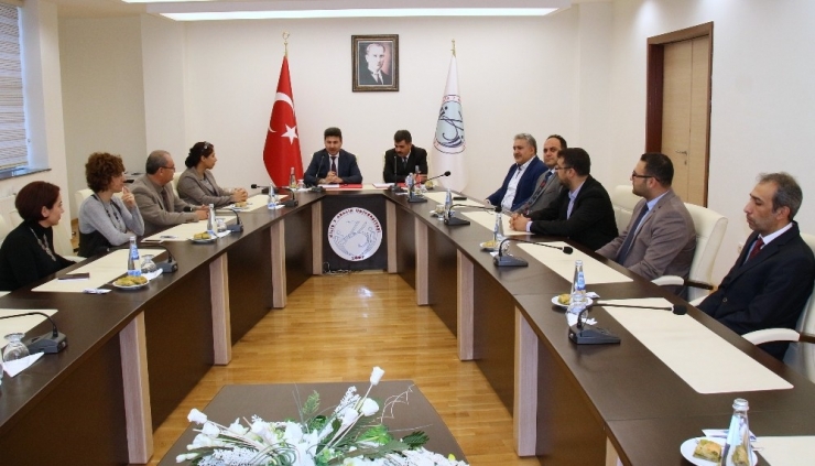 Üniversitesi İle Bilim Ve Sanat Merkezi Arasında İş Birliği Protokolü