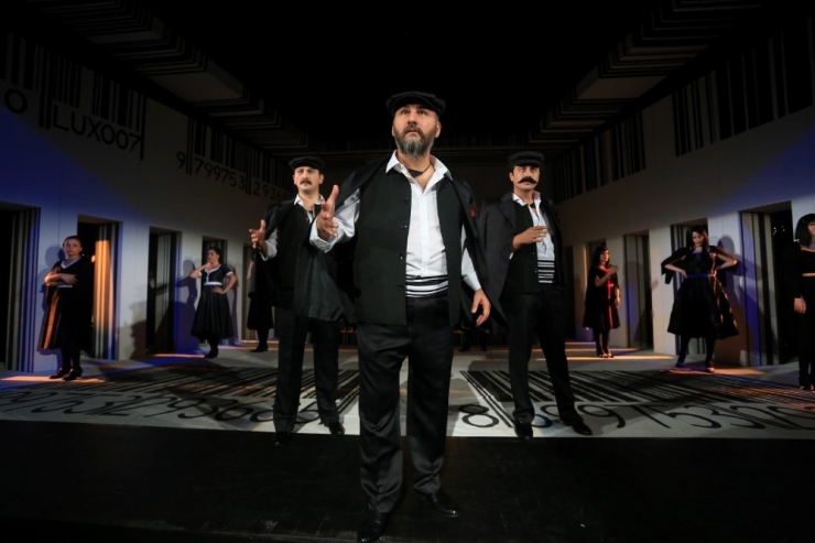 Kocaeli Şehir Tiyatroları’nda Yeni Sezonda Yeni Projeler