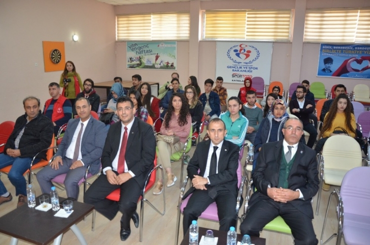 Köy Okullarında Tiyatro Gösterisi Yapılacak