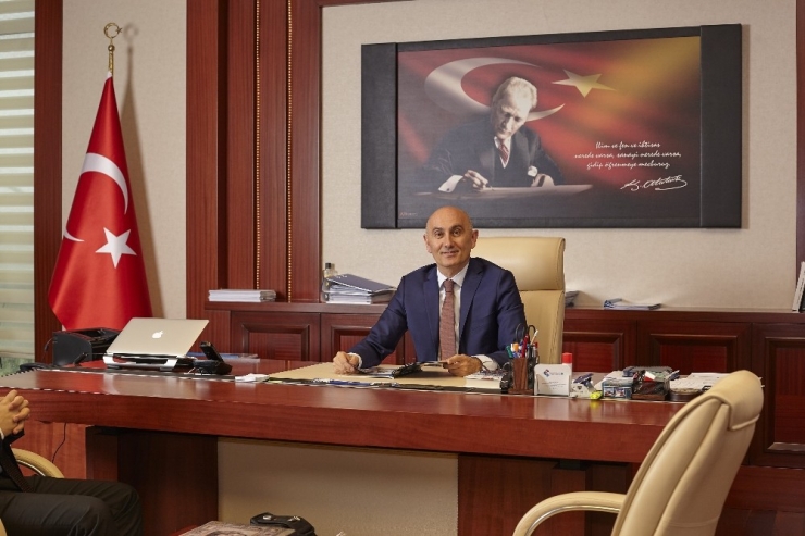 Rektör Yılmaz’dan 10 Kasım Mesajı